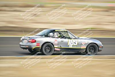 media/Jan-26-2025-CalClub SCCA (Sun) [[cfcea7df88]]/Group 4/Race/